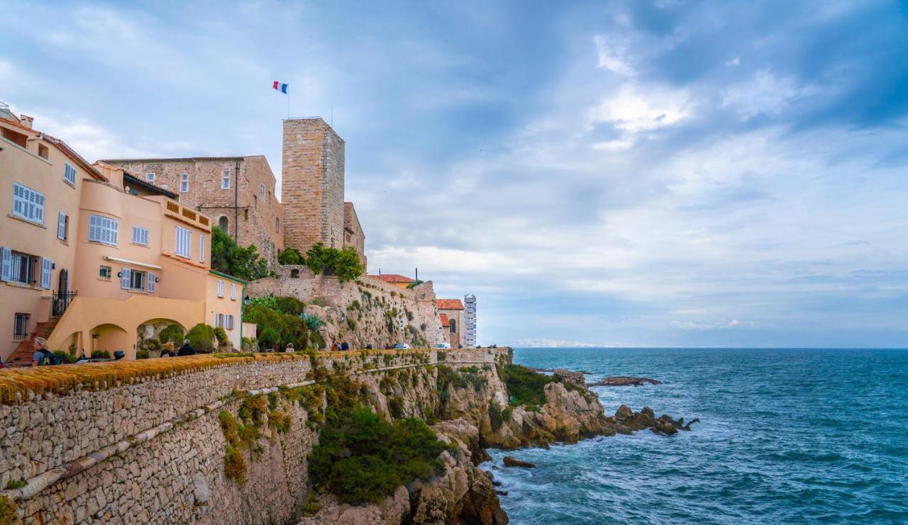 Nice Renting - Massena - Loft - Heart Of Vieil Antibes - The Market With Sea View Dış mekan fotoğraf