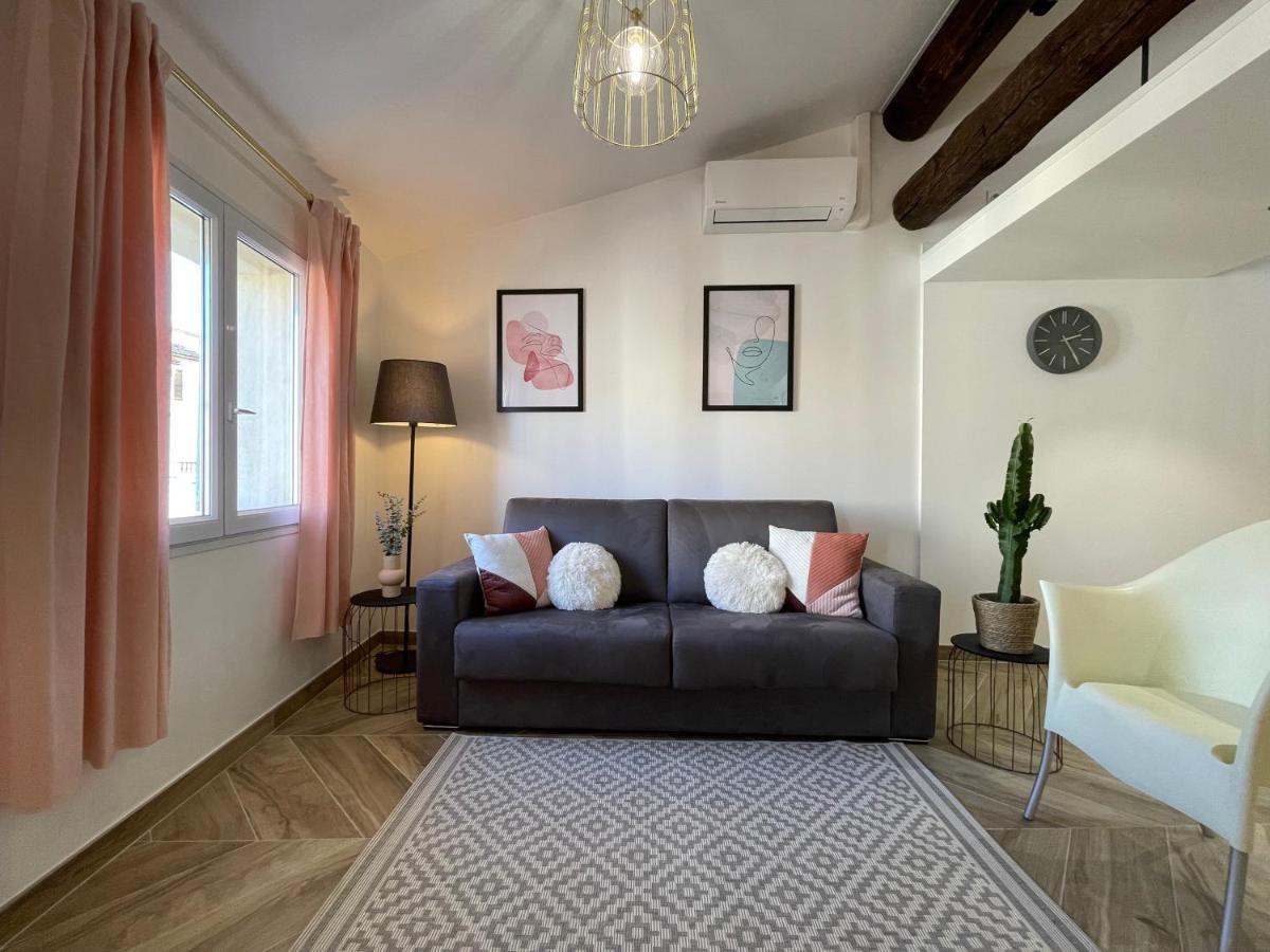 Nice Renting - Massena - Loft - Heart Of Vieil Antibes - The Market With Sea View Dış mekan fotoğraf